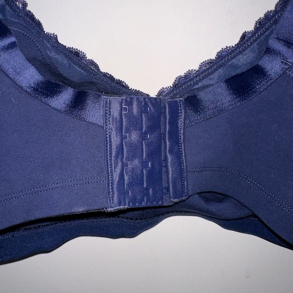 Pennington’s Navy Blue Soft Cup Bra 44B - Picture 6 of 8
